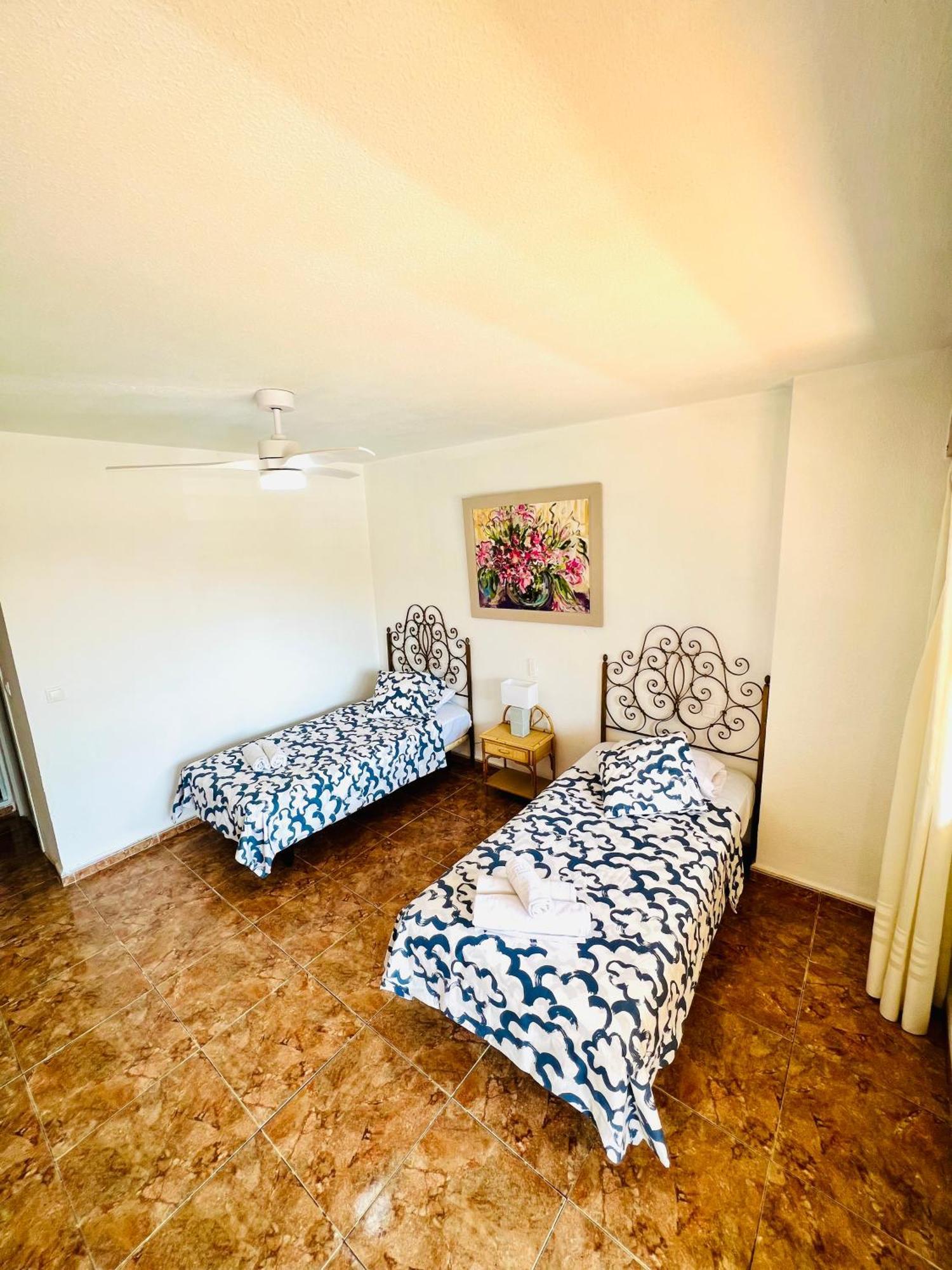 Torremolinos Carihuela Nucleo Cristal Apartment Екстериор снимка